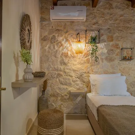 Piedra Villa