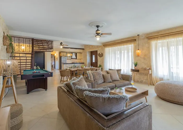 Piedra Villa Troianata